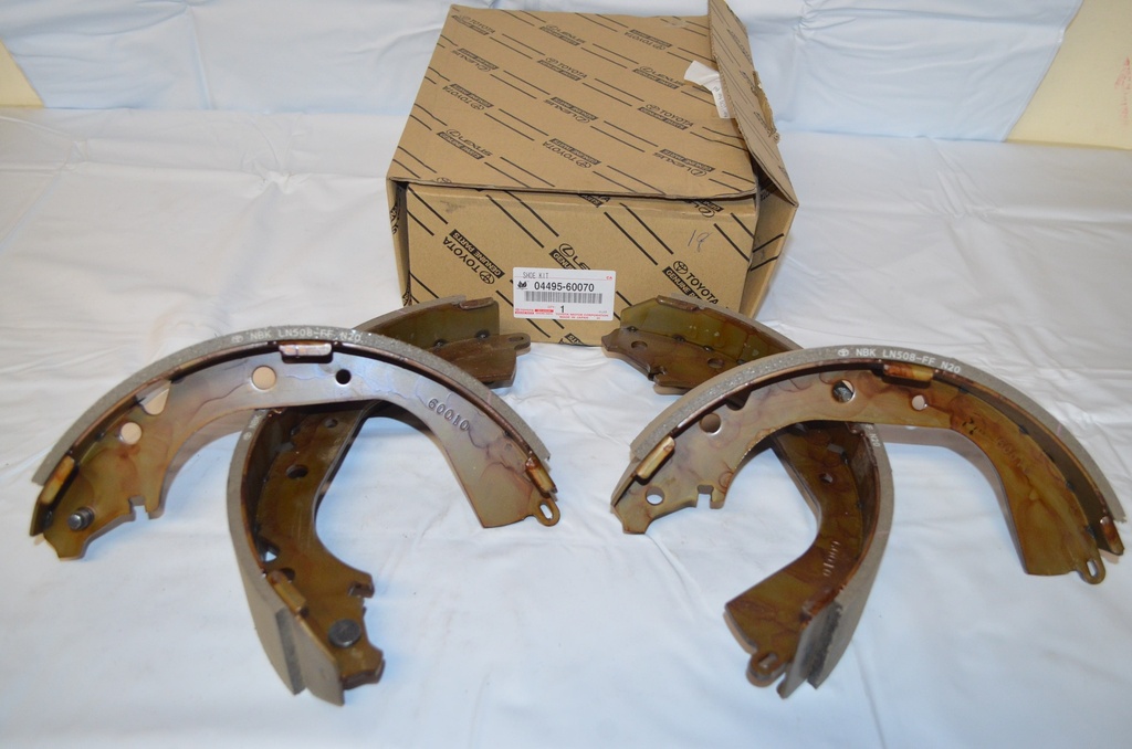 SHOE KIT rear brake, HZJ78/79