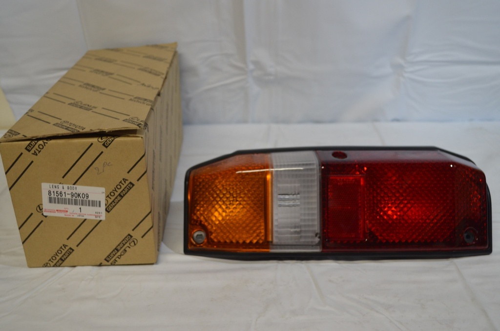 LENS combination lamp, RR, left, HZJ78