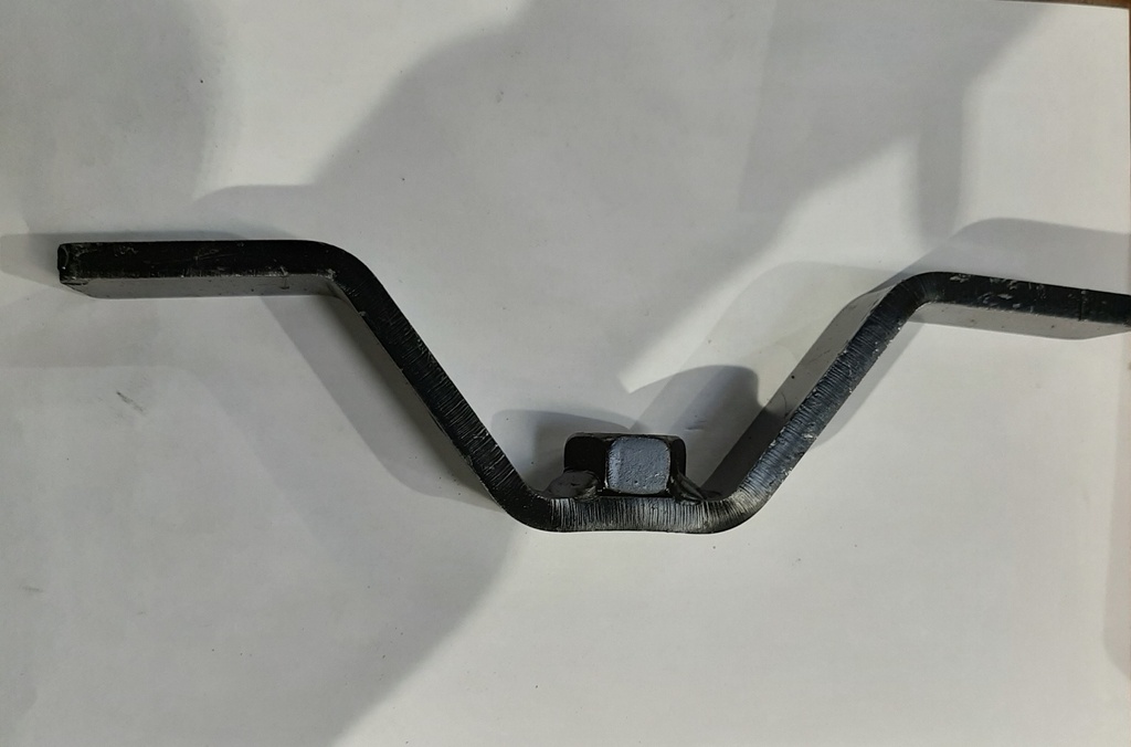 (HZJ78/79) HANDLE spare wheel fixing