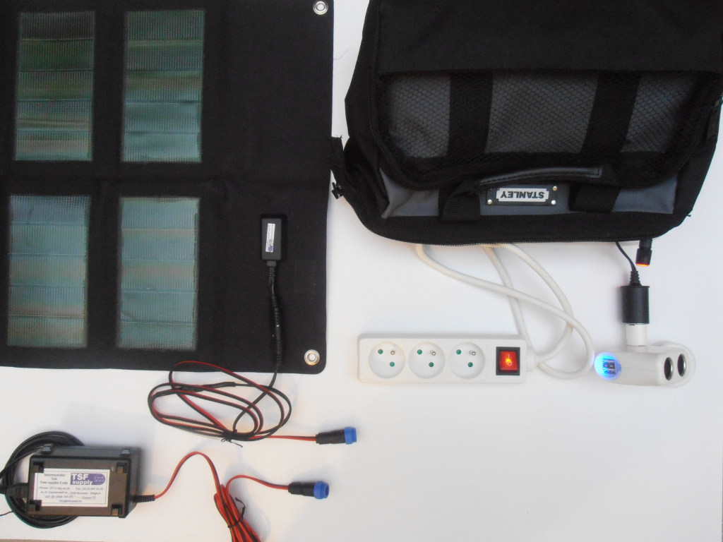 SOLAR CHARGER mobile, PC/sat phone + panel+inverter+batt.