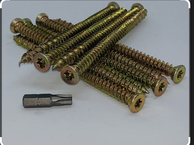 (ZMS shelter Kunduz) VIS, fixation de cadre de porte