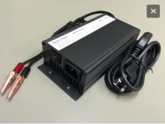 (min. light trap CDC 512) BATTERY CHARGER (PN 2.70) 12V5Ah